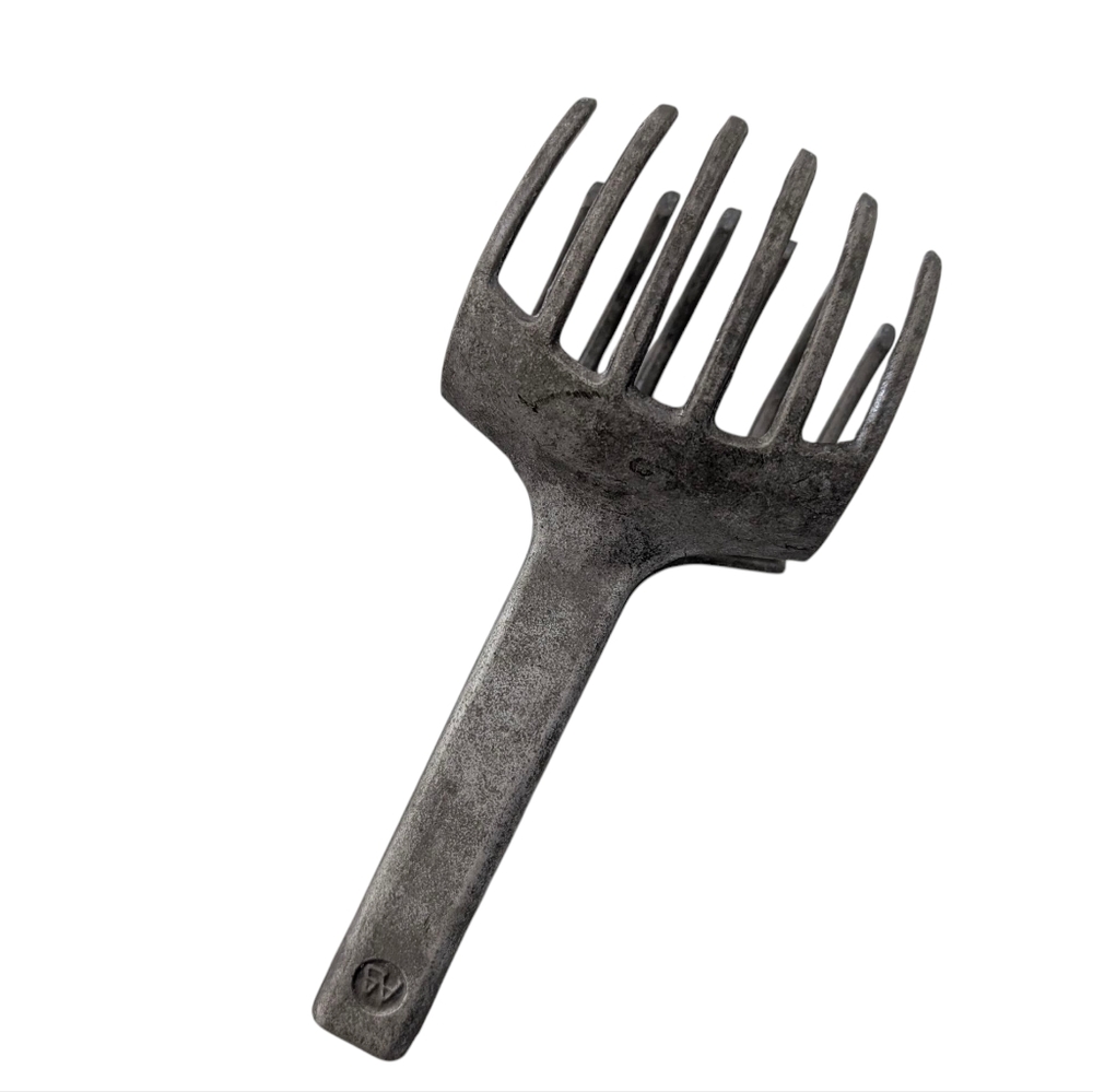 VINTAGE Aluminum Tongs French Kitchen Metal Grabber Tool